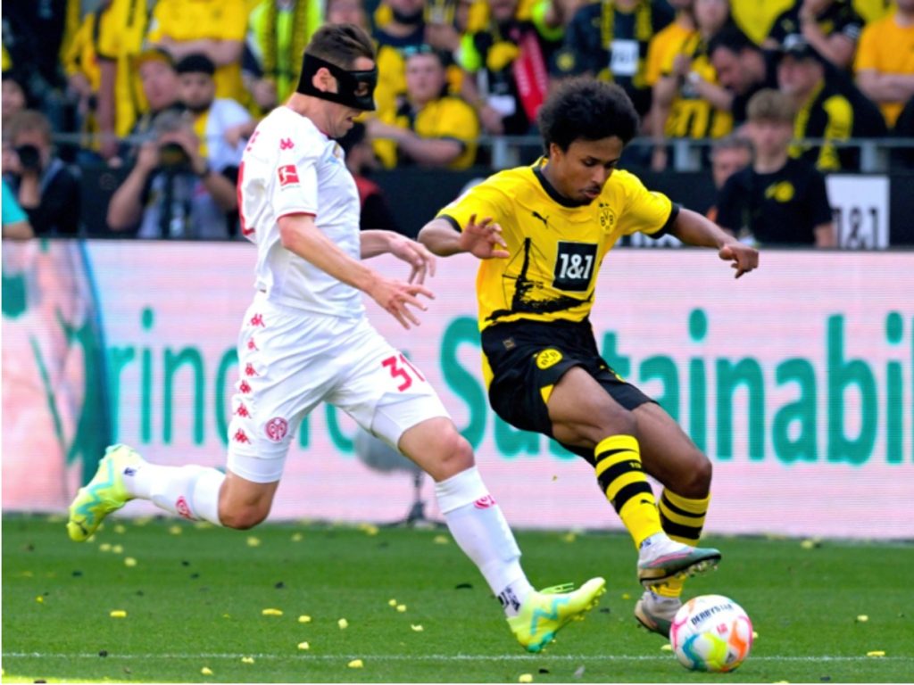Nên xem bảng xếp hạng Dortmund gặp Mainz 05 ở đâu?